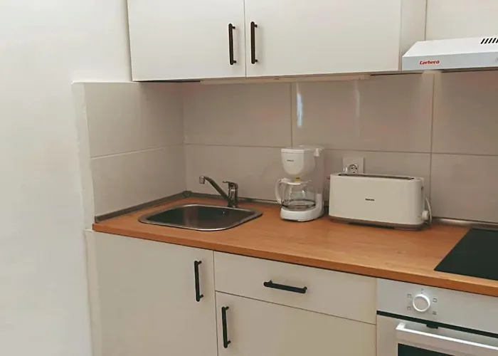 Apartamento Carrillo 5 *